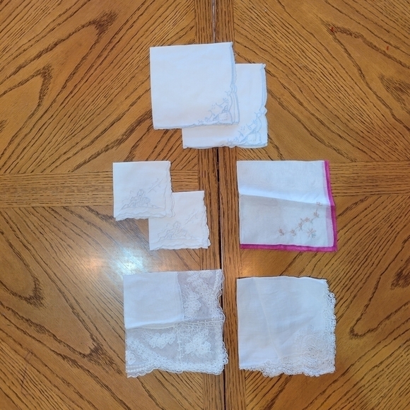 Bundle of Miscellaneous Handmade Embroidered Hankies/Napkins - Picture 1 of 6